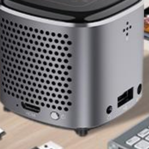 Bonsai Mini Pocket Projector  (New) - Picture 7 of 7